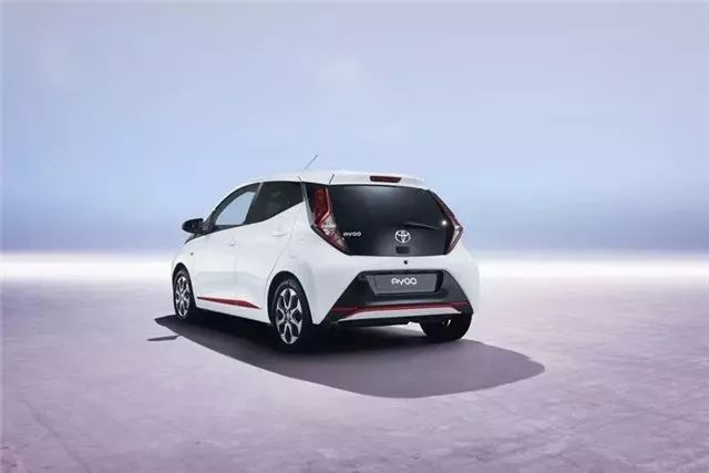 比亚迪f0改飞度发动机合法嘛,比亚迪f0原车发动机多少匹