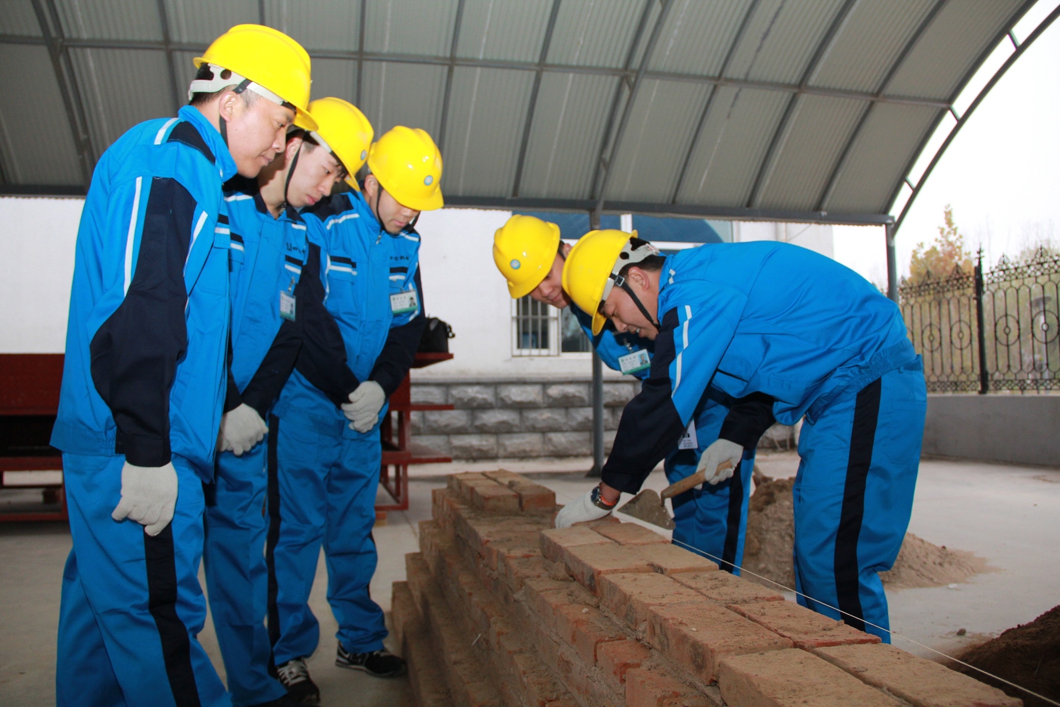 德仁人力入驻走出趣APP,下单最高立减4000元,出国省钱又省心!