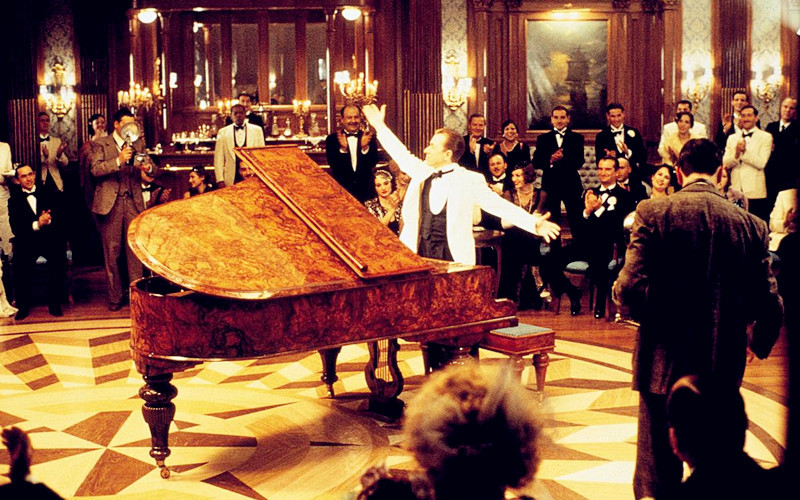 《海上钢琴师》：沉浸在自己的音乐中，同时也禁锢在自己的世界里