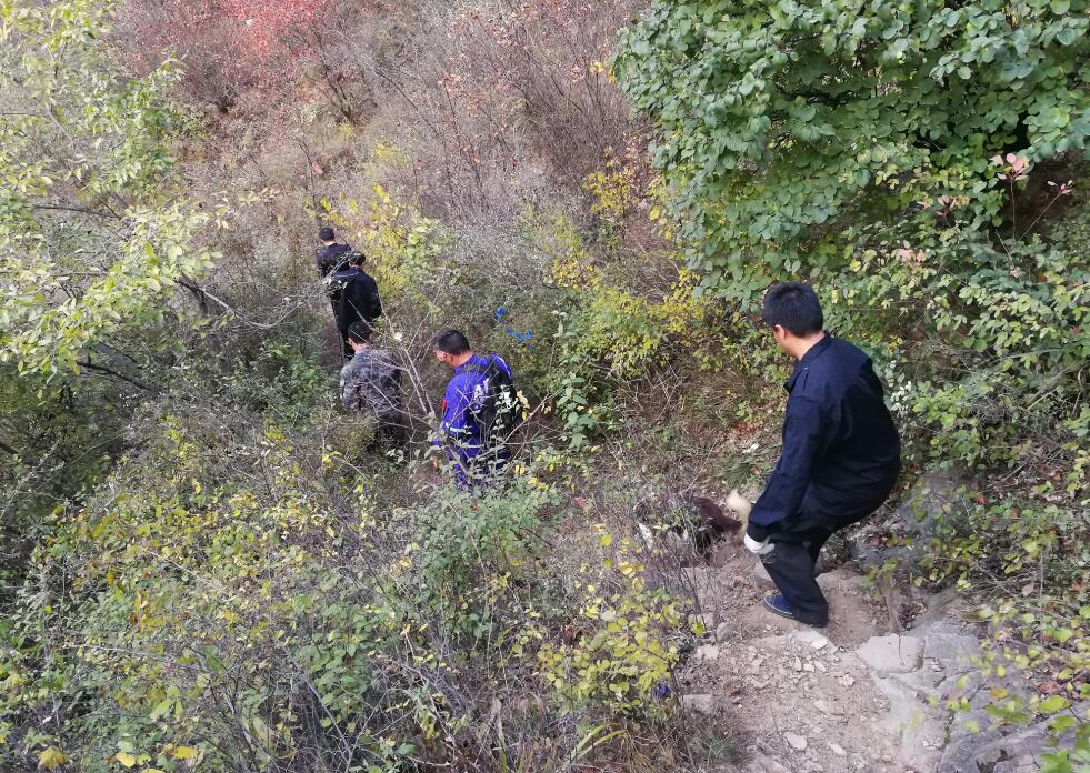石家庄一驴友爬山失联，3天！200人出动！记者直击大搜救！