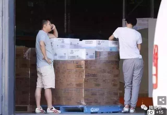 中国小哥国外2年赚2房4车，这个害人职业到底还能活多久？