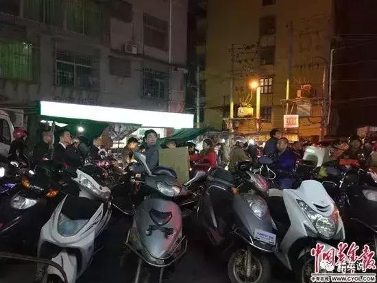 中国小哥国外2年赚2房4车，这个害人职业到底还能活多久？