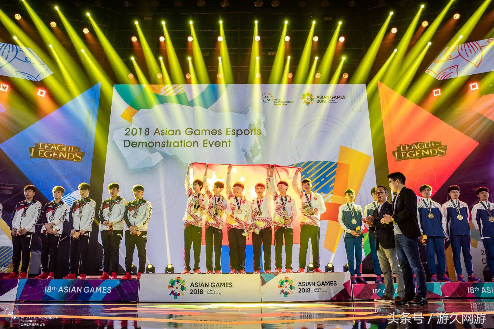 看到LMS的哀鸿遍野，不禁想起S5时期的LPL，那是希望破灭的感觉