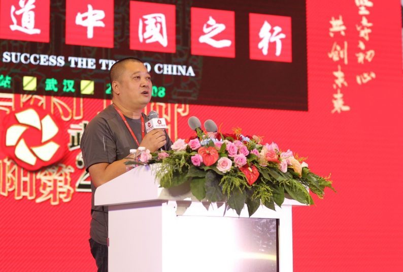 青禾蒙娜丽莎婚纱摄影总店在哪里,青禾蒙娜丽莎工资