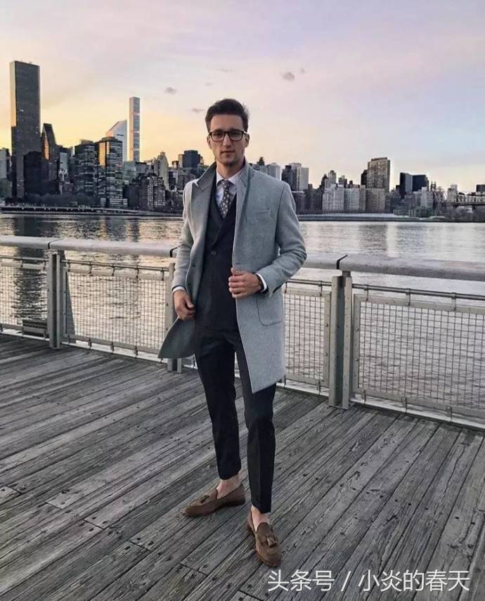 又时髦又帅气的发型穿搭男,帅哭男孩造型