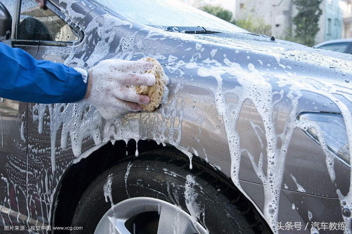 自助洗车好还是洗车店洗车好,洗车好不好呢