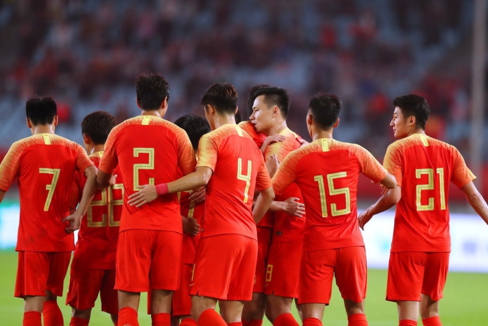 国足给我们带来最大的惊喜,国足逆境下迎来爆发