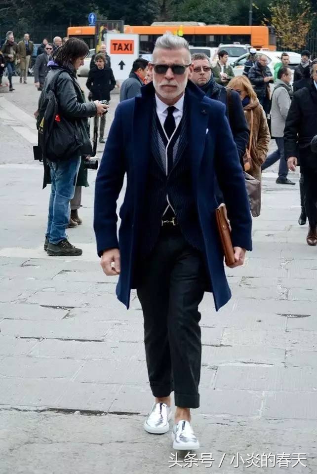 又时髦又帅气的发型穿搭男,帅哭男孩造型