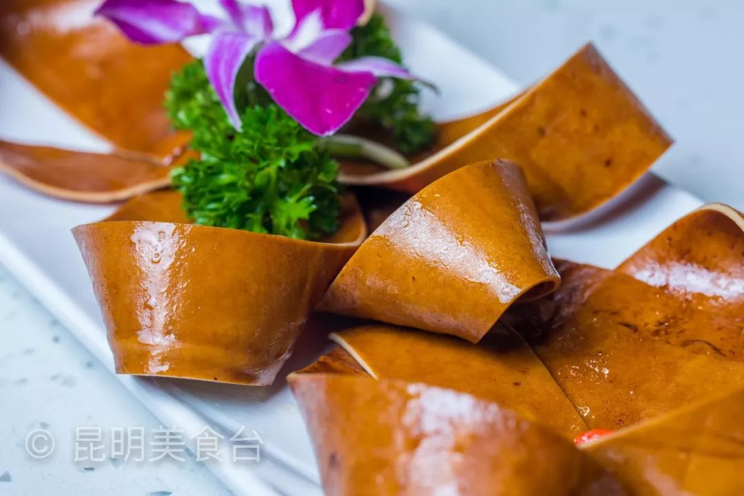 昆明排队4000桌的餐厅,昆明排队餐厅