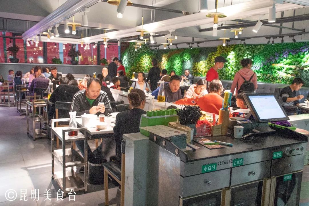 昆明排队4000桌的餐厅,昆明排队餐厅