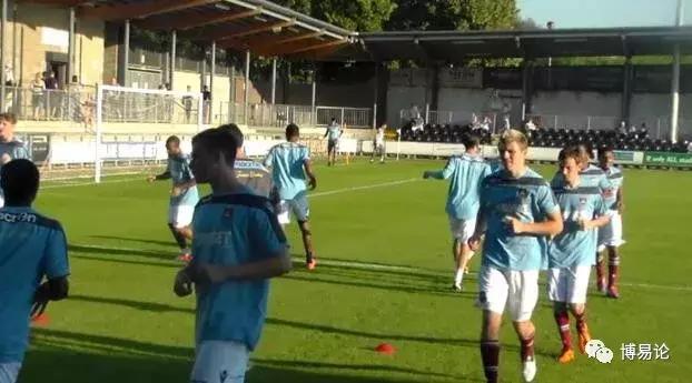 *彩博**公司如何获取实时比赛信息？一名足球现场报分员的故事