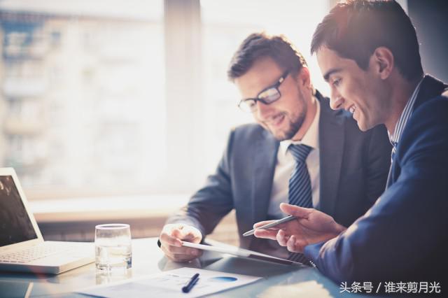 男生下巴长很多痘痘用什么药膏,男生下巴老是反复长痘痘怎么解决