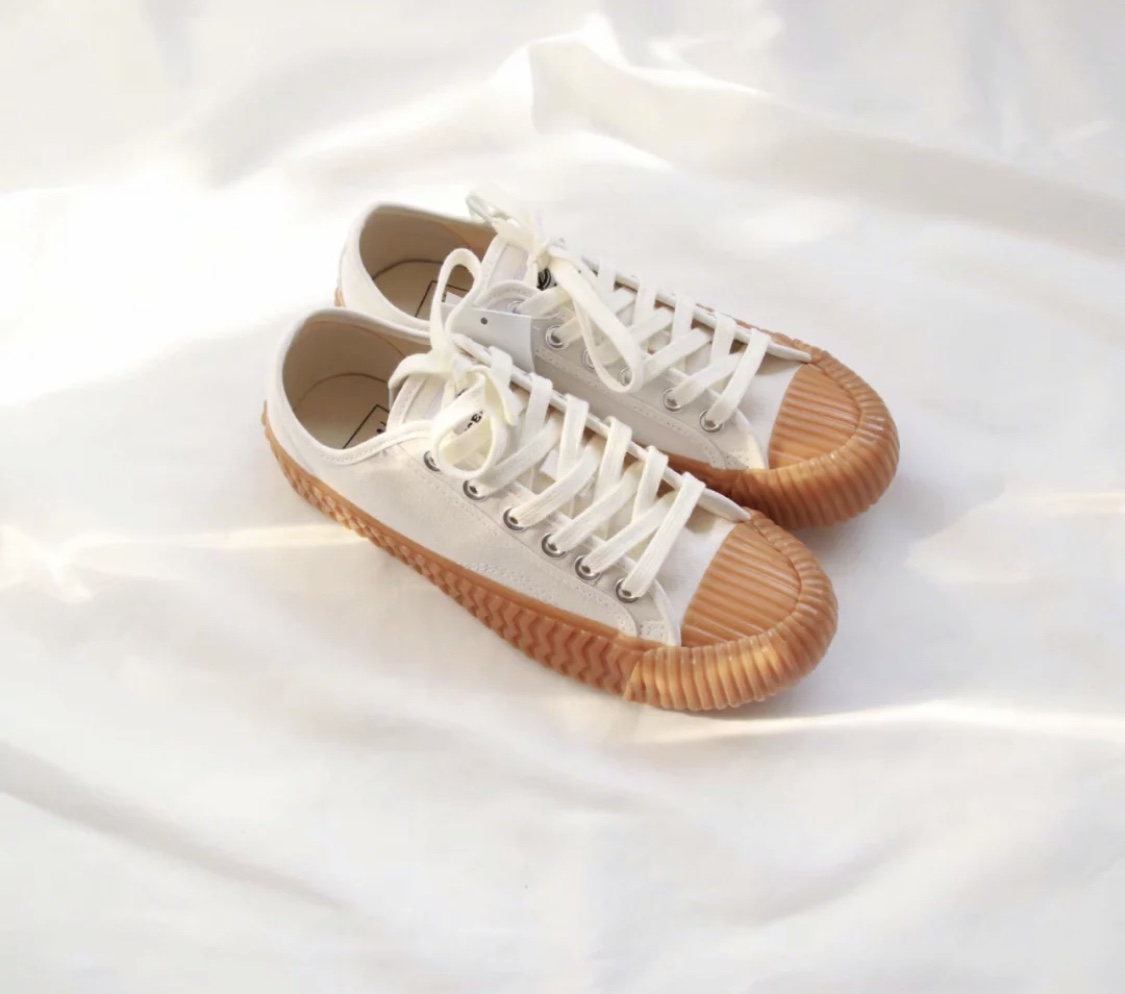 百搭潮流学生鞋秋天,学生党百搭鞋必备