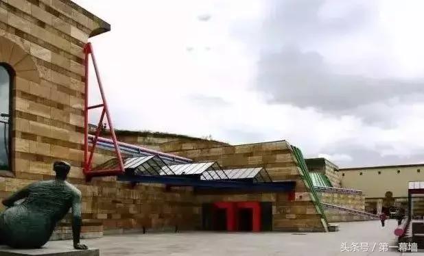 幕墙立缝怎么封堵,幕墙勾缝填缝方法