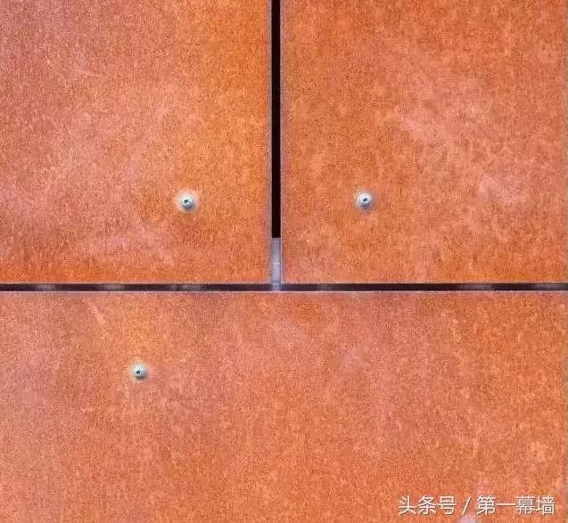 幕墙立缝怎么封堵,幕墙勾缝填缝方法