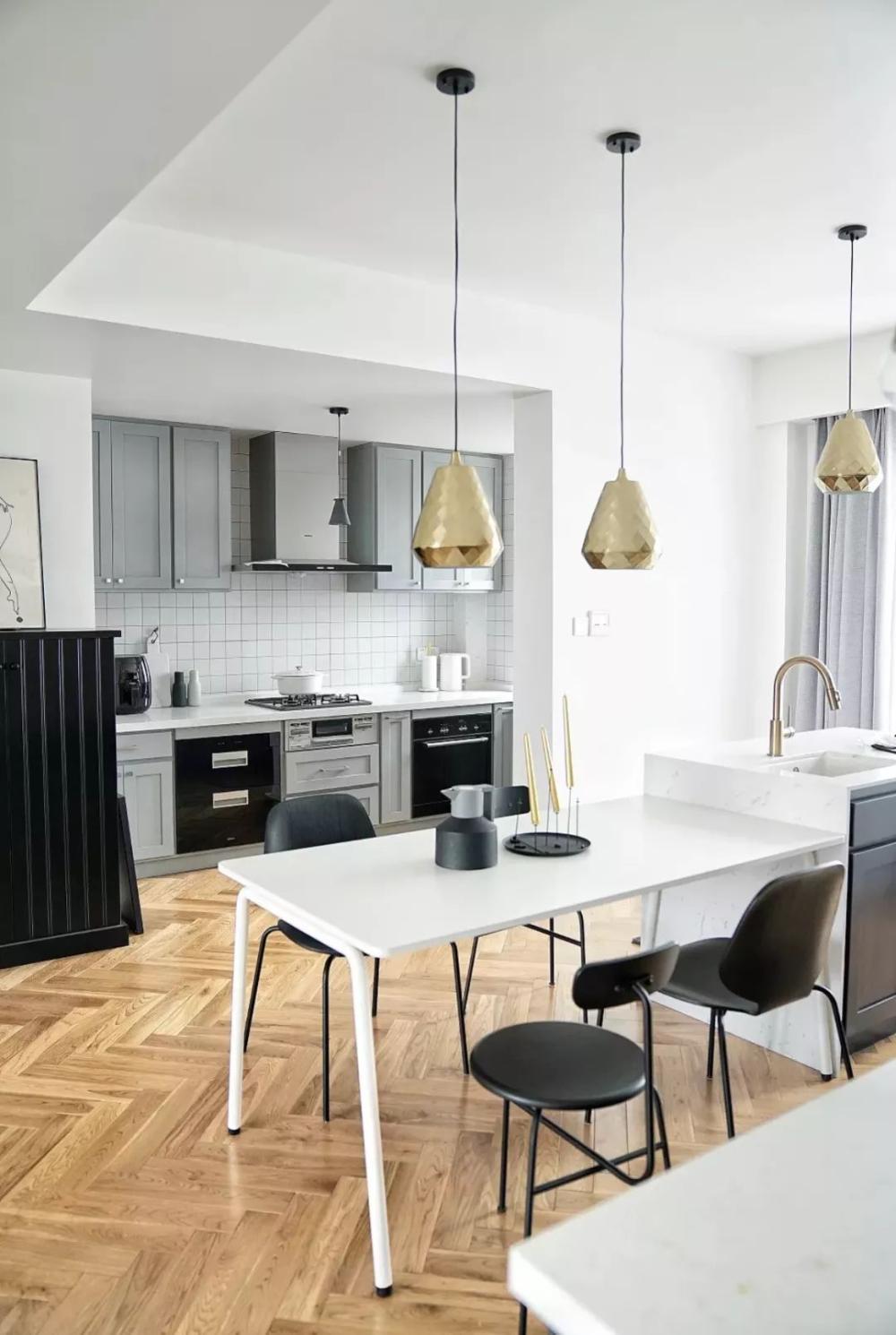 28平米店如何装修,28平怎么装修成两室一厅