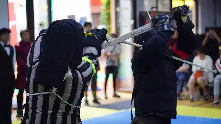 欧洲双手剑vs日本剑道巅峰之战,日本剑道vs欧洲长剑