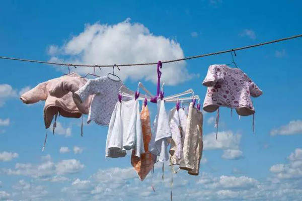 一旦发现宝宝得了手足口病怎么治,小孩得手足口病大人怎样预防