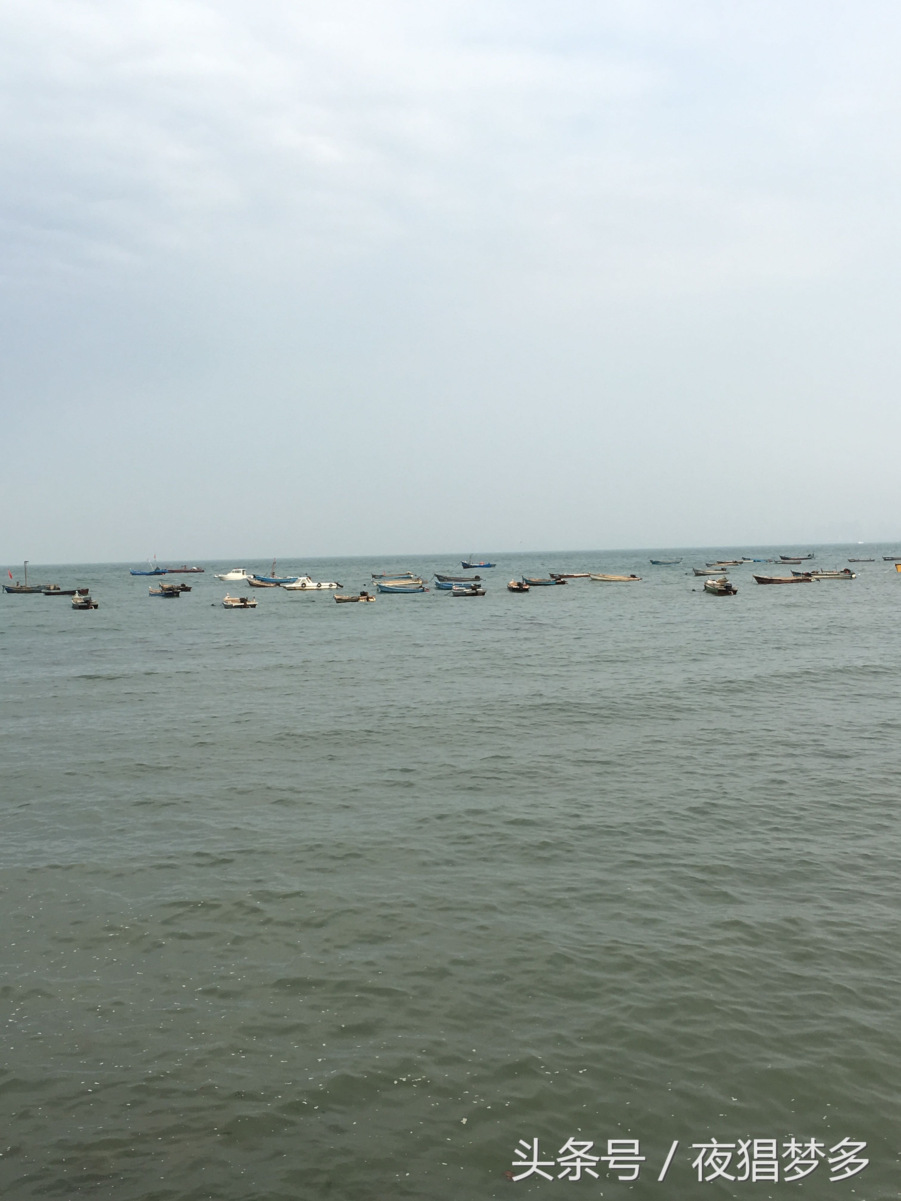 学生年代的我们有着纯真的梦想,学生时代喜欢写小说