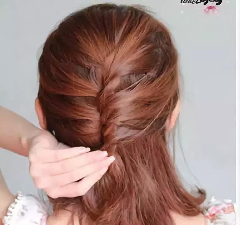 齐肩发发型扎法教程,齐肩发编发教程简单又好看