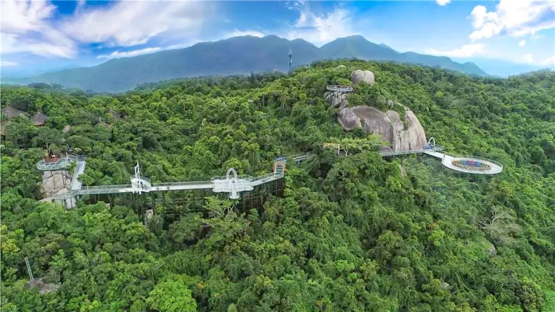 世界第一观光玻璃栈道,十大最美玻璃栈道