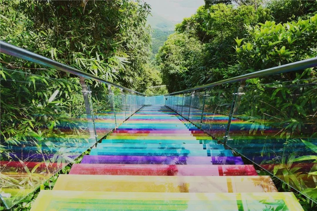 世界第一观光玻璃栈道,十大最美玻璃栈道