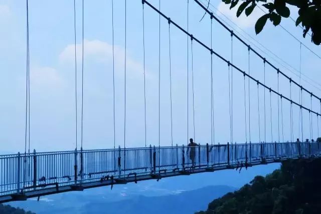 世界第一观光玻璃栈道,十大最美玻璃栈道