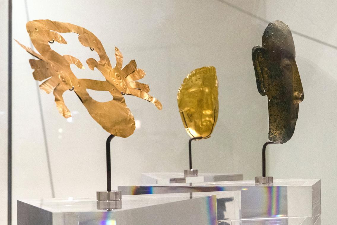 阿布扎比卢浮宫博物馆在哪个国家,阿布扎比卢浮宫最新展览