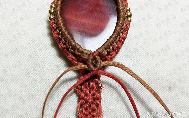 石头吊坠穿珠子编绳教程,尖晶石小吊坠编法