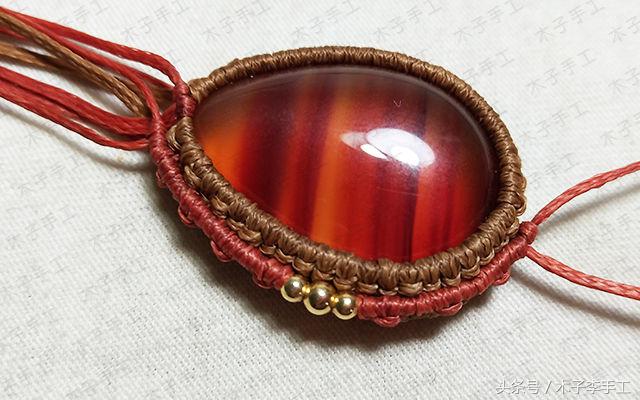 石头吊坠穿珠子编绳教程,尖晶石小吊坠编法