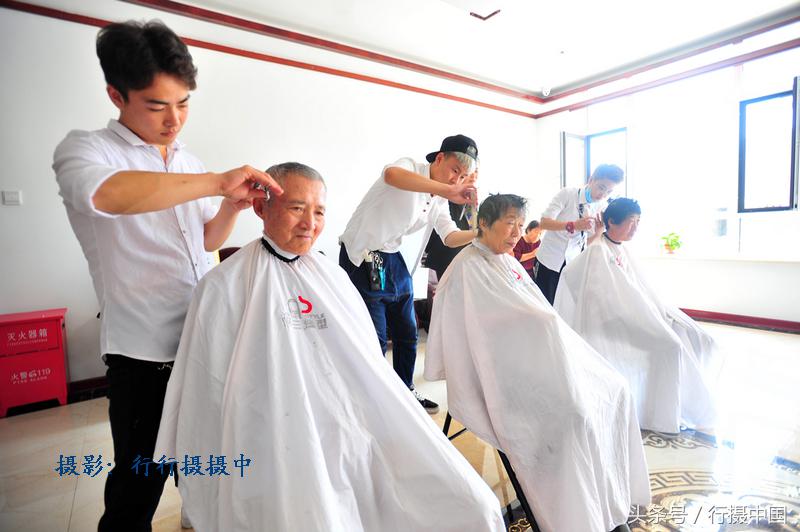 重阳节送温暖话养老，这样服务标准的养老中心够五星级酒店了