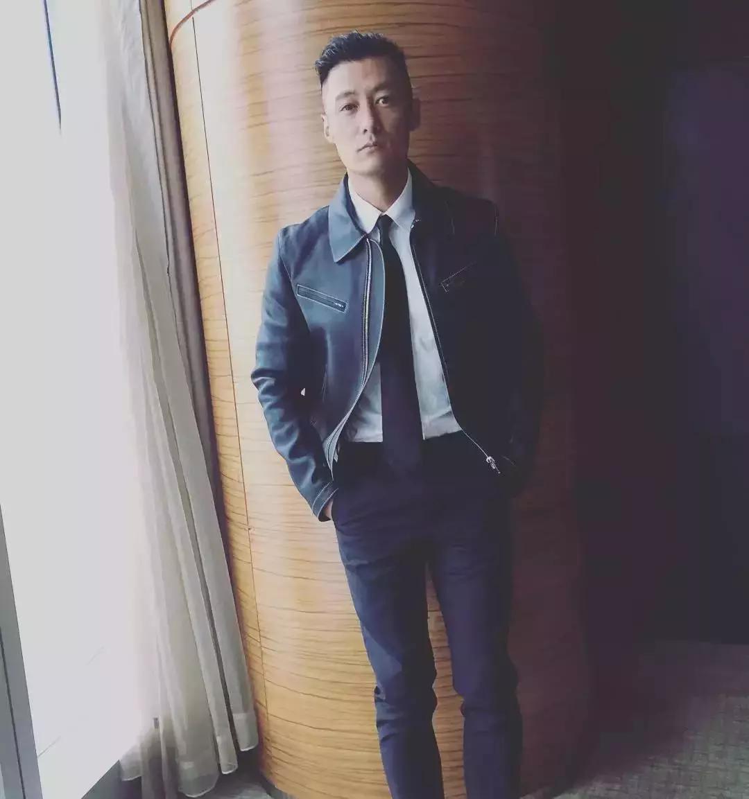 夹克衬衫领带配什么裤子,夹克领带图片大全