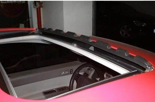 汽车6大排水孔,车的六个排水口的位置