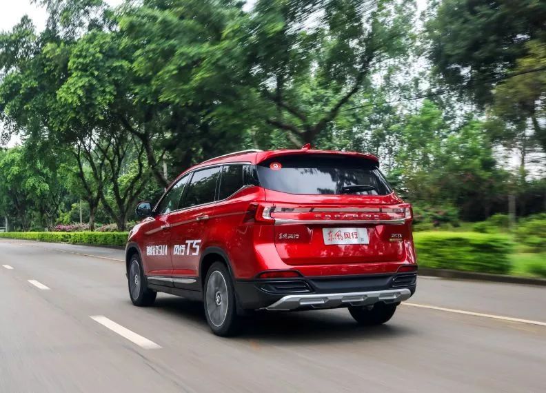 戴森卷发棒通用版和长发版如何选,戴森卷发棒和普通卷发棒哪个好用