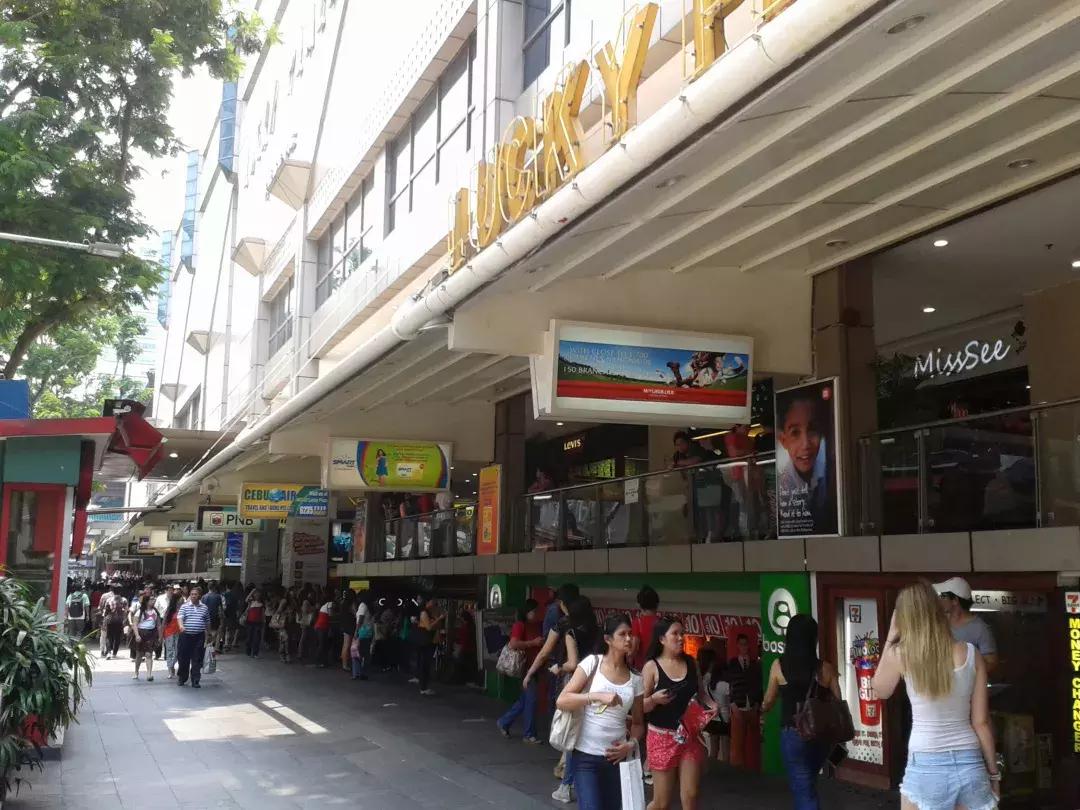 逛吃购物怎么玩,乌节路最好逛的商场