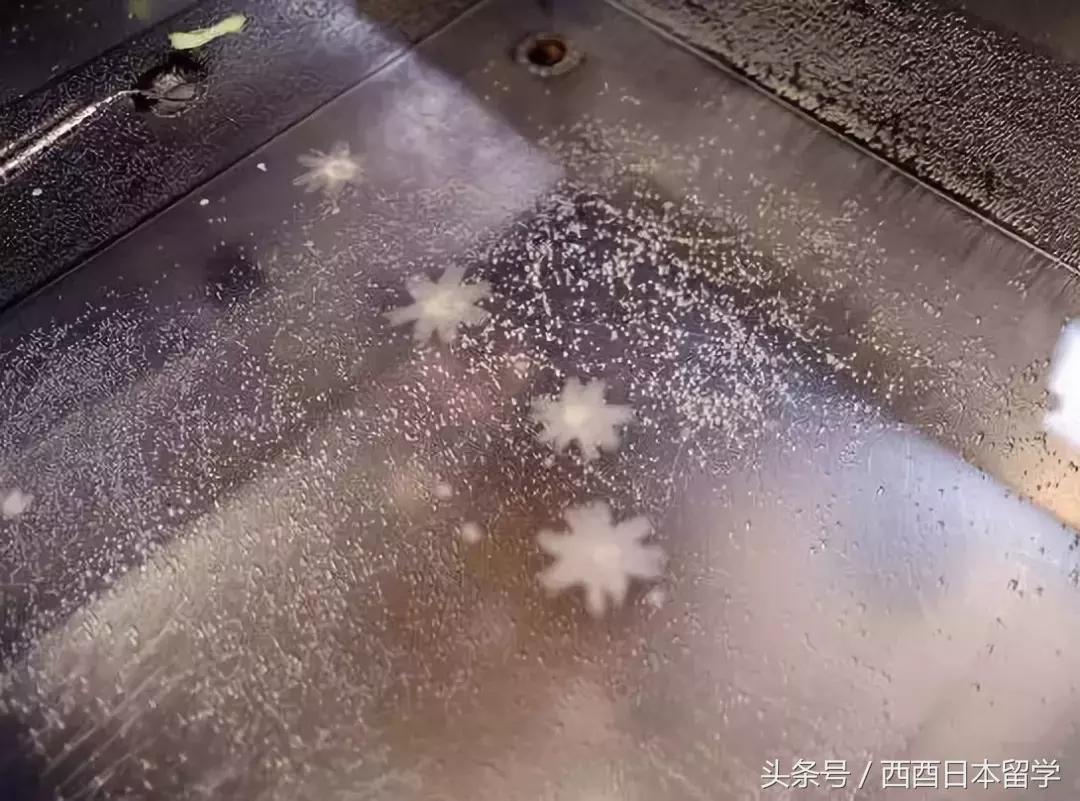 这个日本人卖了一辈子假货,谷歌却用首页向他致敬!