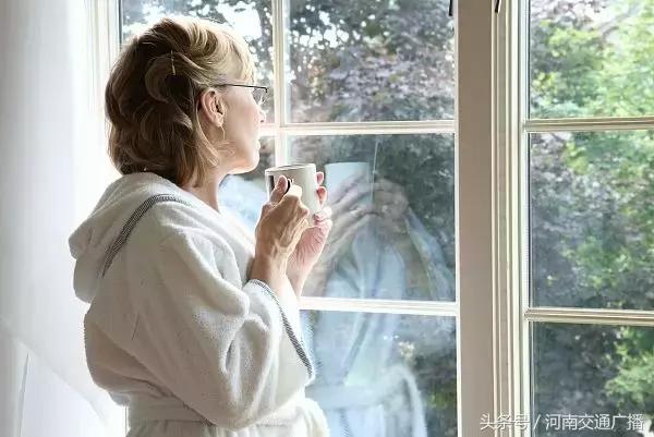 大妈吃的保健品,吃了一个月保健品大姨妈还没来