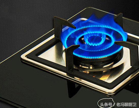 燃气灶出气孔多费气不,燃气灶堵了火焰小怎么办