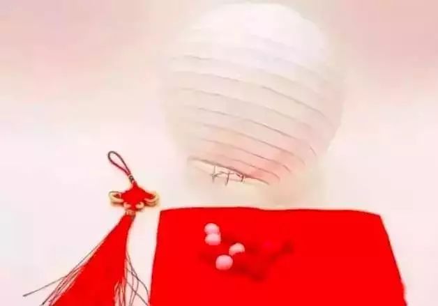 梅花纸皮灯笼手工制作,迎新年中式复古灯笼手工制作教程