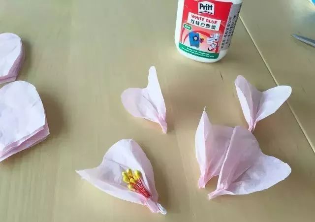 梅花纸皮灯笼手工制作,迎新年中式复古灯笼手工制作教程