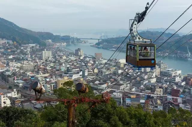 再提起广岛，脑海中不再是那首老歌或是那部黑白的法国电影