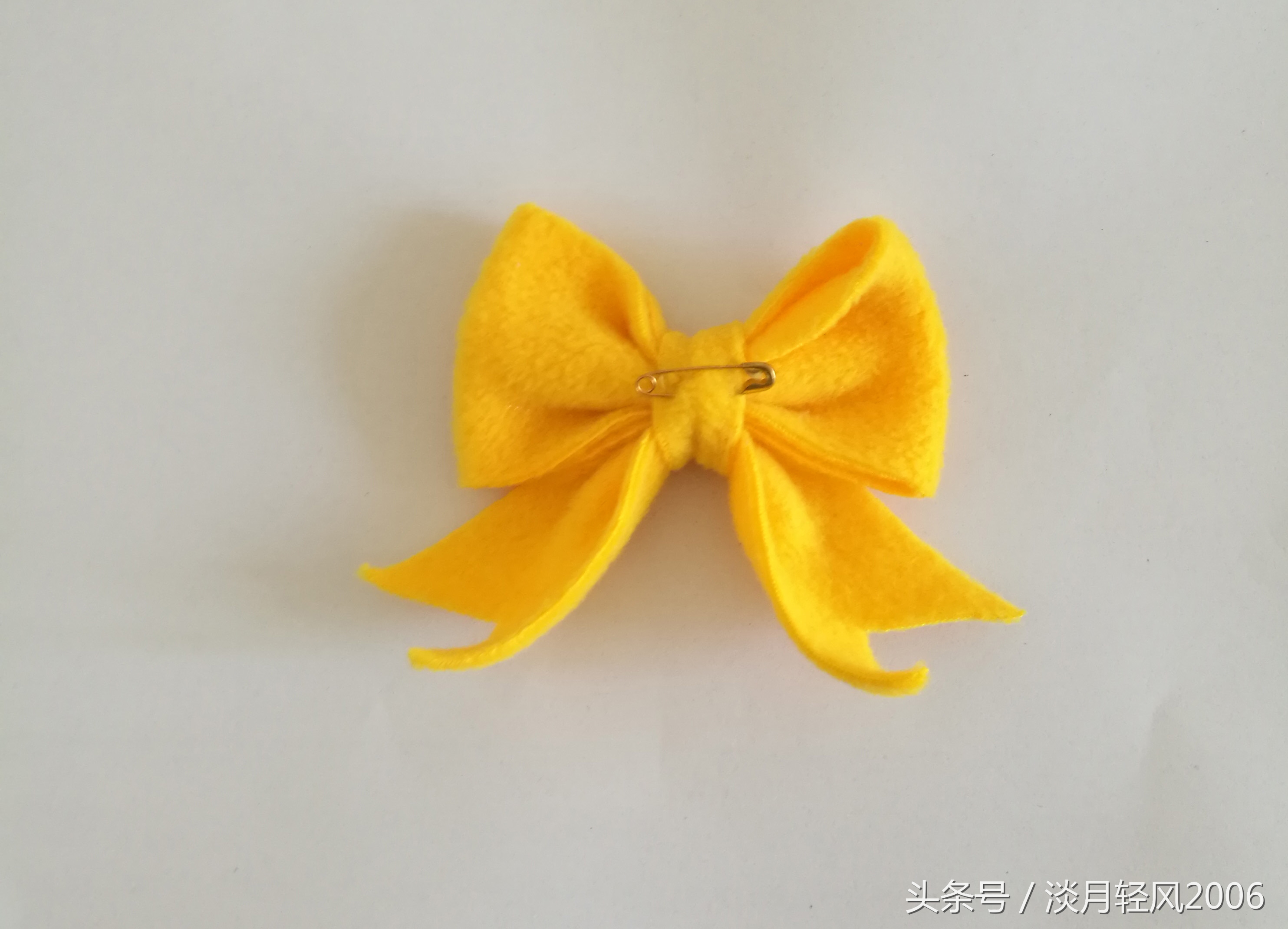 制作蝴蝶结发饰手工教程,蝴蝶结发饰怎么做手工视频