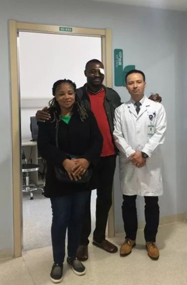 一场意外一只眼睛失明,一场意外引起失明