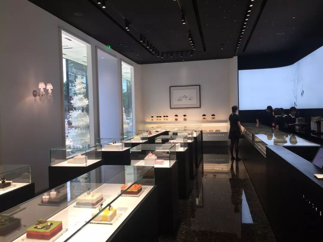 成都人气最高的蛋糕店,四川成都一天卖25万的蛋糕店