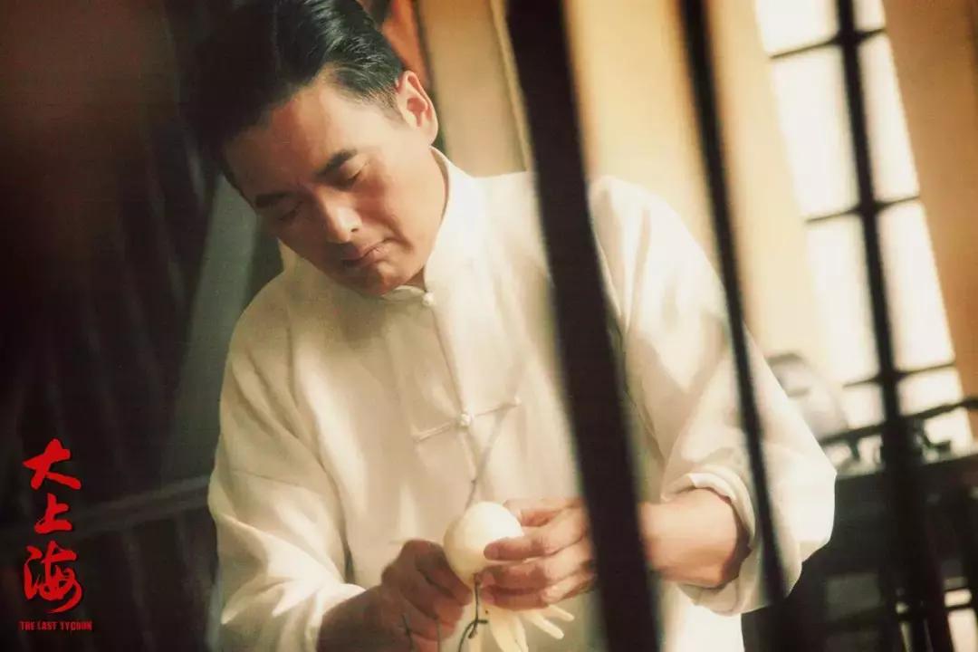 在这个物欲横流纸醉金迷的世界,娱乐圈如何评价周润发