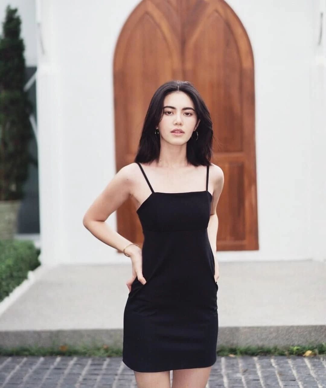 适合圆脸发型女2021流行发型秋冬,2022最洋气短发型秋冬