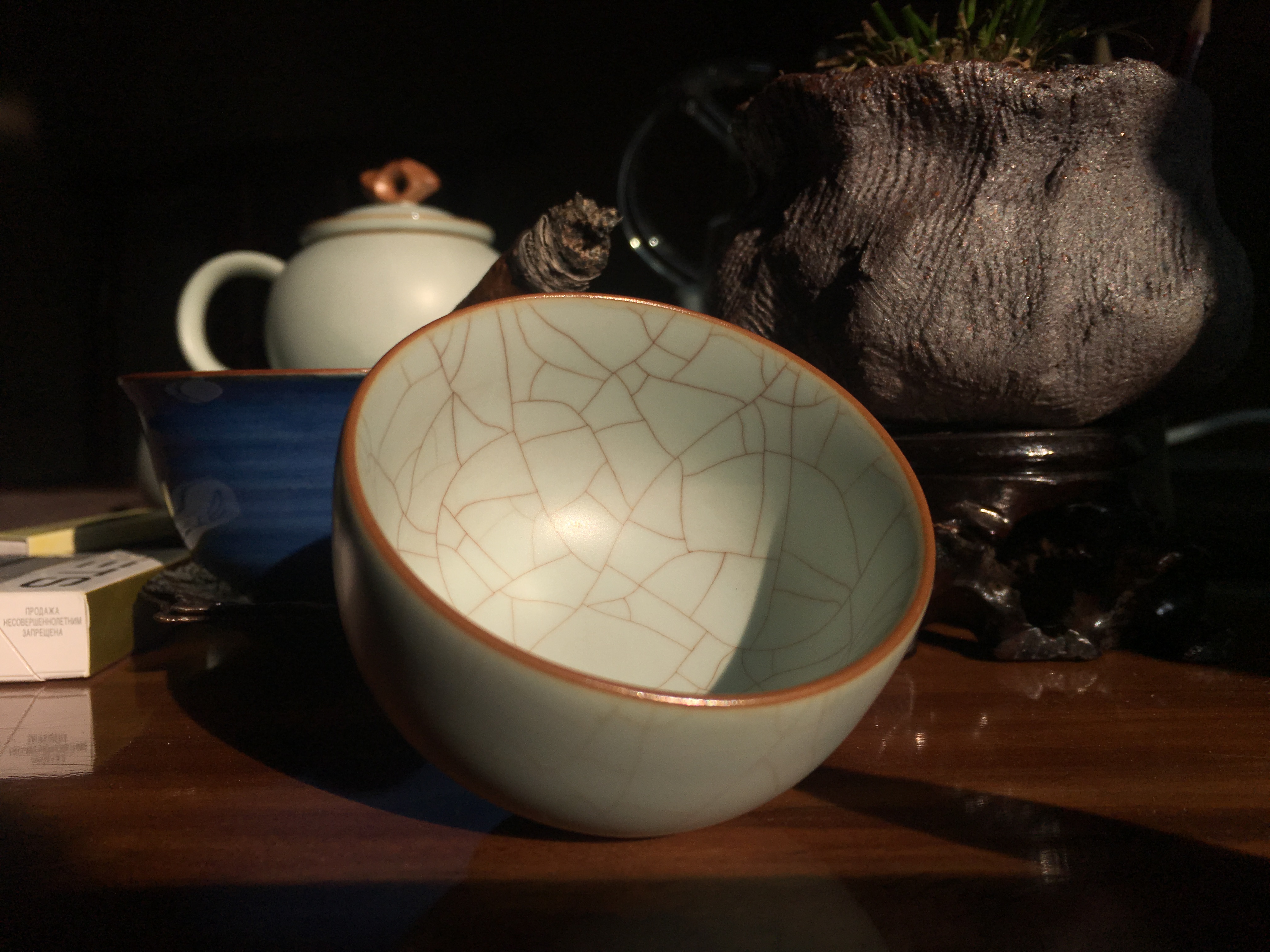 开片瓷茶具怎么养,汝瓷茶具开片好还是不开片好