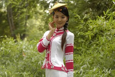 56个民族56个美女哪个最好看,56个民族56个美女56首歌