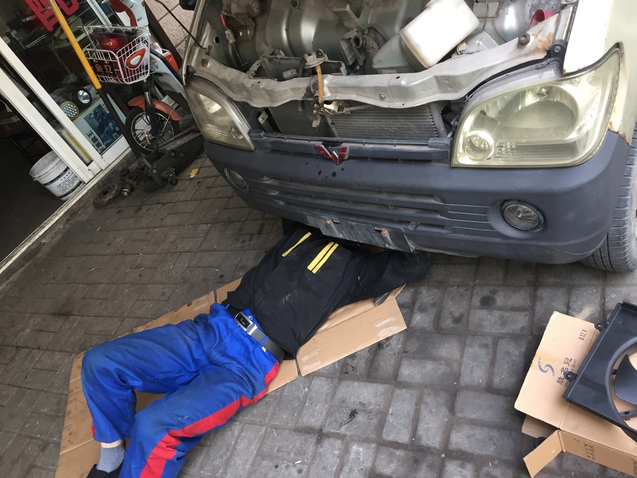 二手五菱之光多长时间保养一次,五菱之光小卡保养一般多少钱