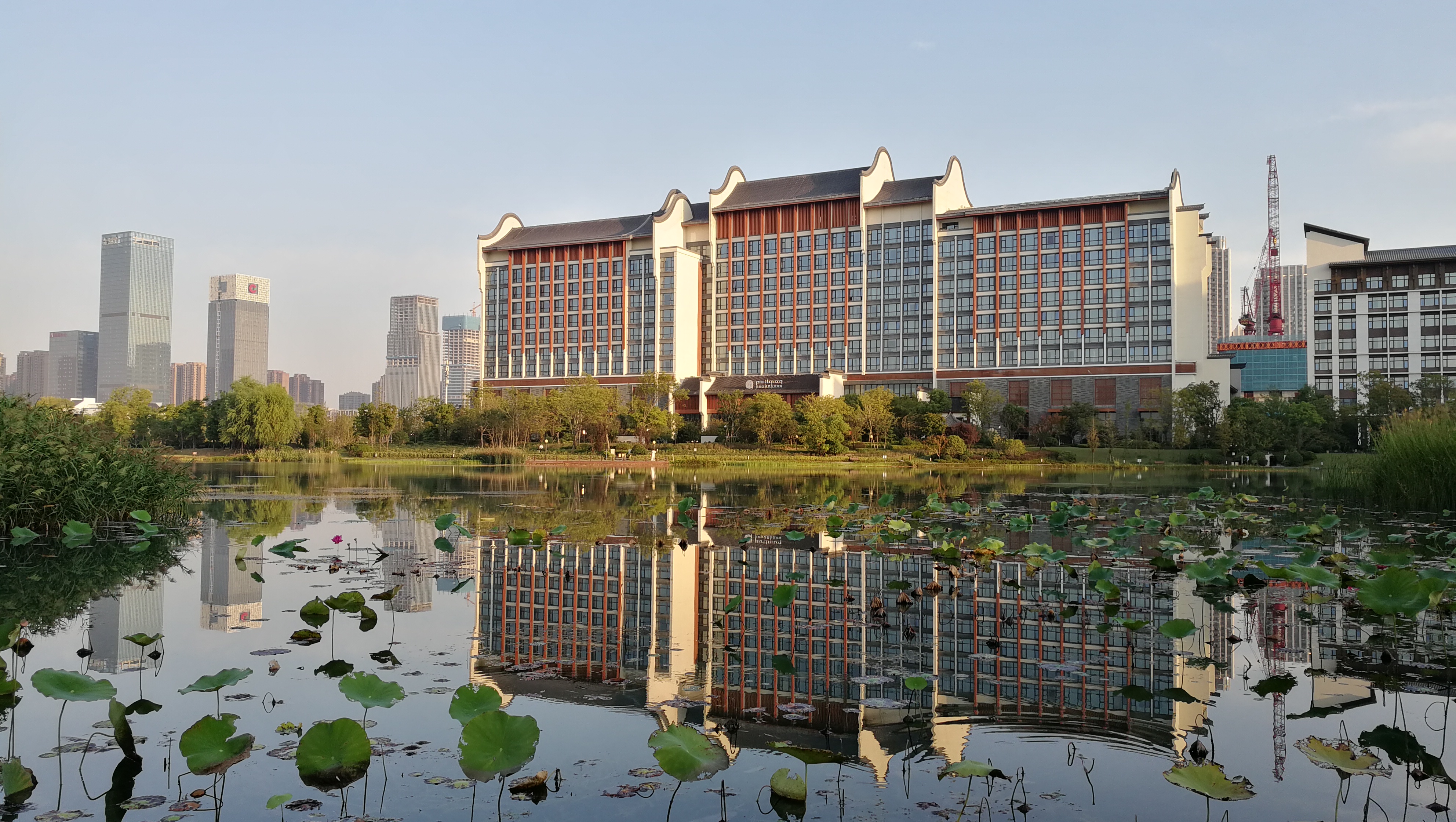 合肥万达广场天鹅湖空中游玩,合肥万达茂旅游攻略